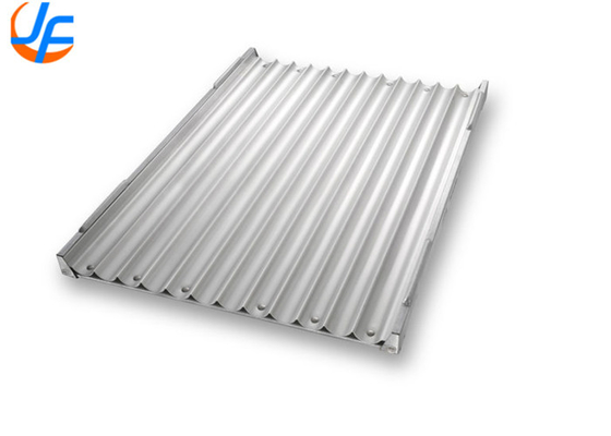 RK Bakeware China Foodservice 42465 Commercial 32 Mold Glazed Aluminized Steel Clustered Hot Dog Bun Pan ขนมปังขนมปังขนมปัง