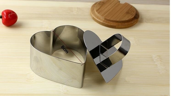 RK Bakeware จีน Foodservice NSF สแตนเลส รูปทรงหัวใจ Mousse Ring Mold Lamy Cheese Cake Mold