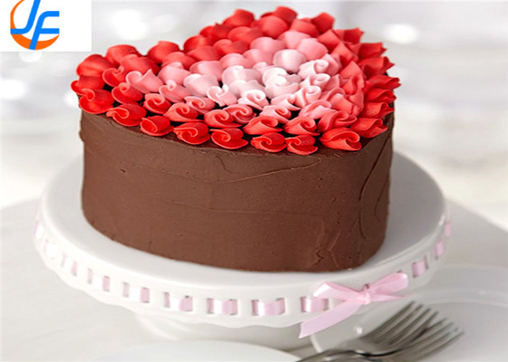 RK Bakeware China Foodservice NSF 142*134*55 อลูมิเนียมทรงหัวใจ เค้กกระทะลอย