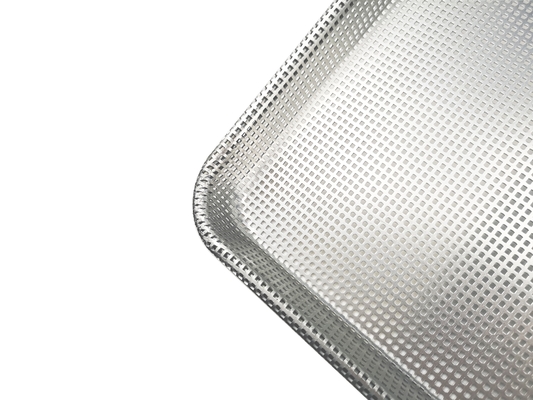 26 x 18 นิ้ว 1.2 มิลลิเมตรกระเบื้องโลหะ perforated กระเบื้องผักแผ่น perforated กระเบื้องอลูมิเนียมกระเบื้องสายในขอบกระเบื้องแผ่น
